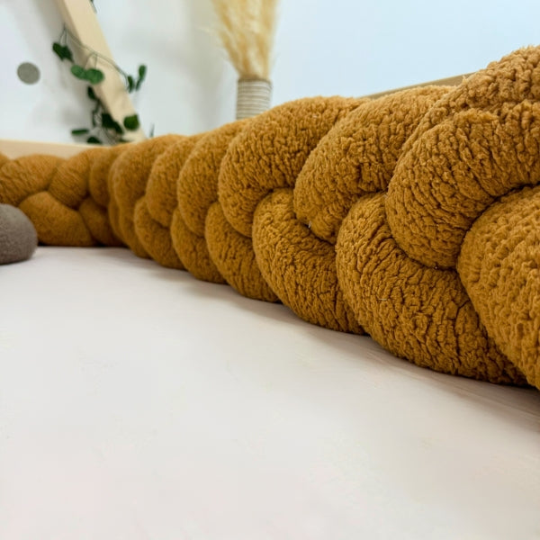 Braided Bed Bumper Teddy Caramel - 3 braids