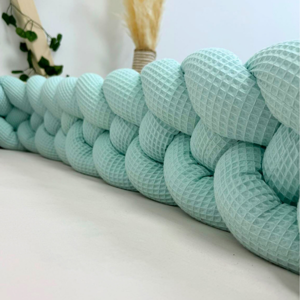 Braided Bed Bumper Waffle Pique Ice Blue - 4 braids