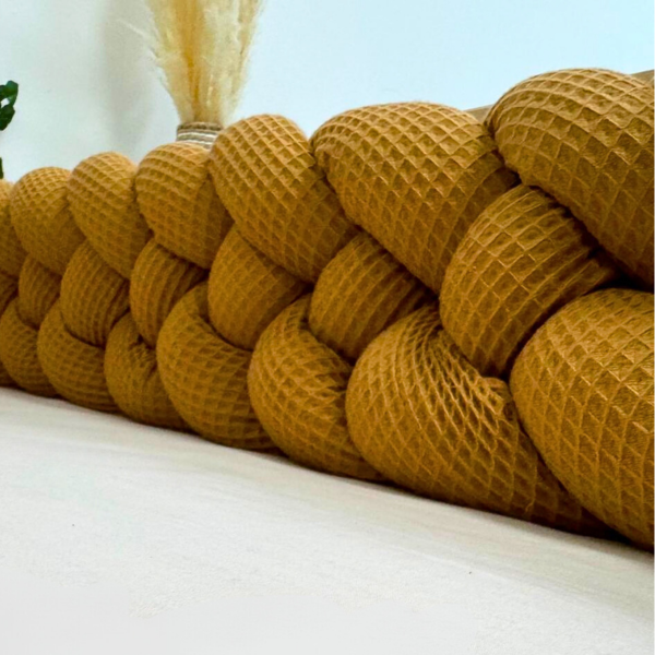 Braided Bed Bumper Waffle Pique Caramel - 4 braids